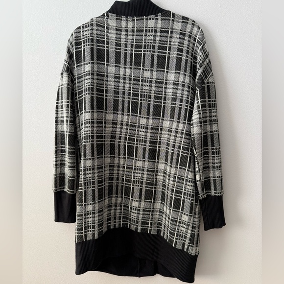 Peyton Jenson Sweater Cardigan - Picture 4 of 10